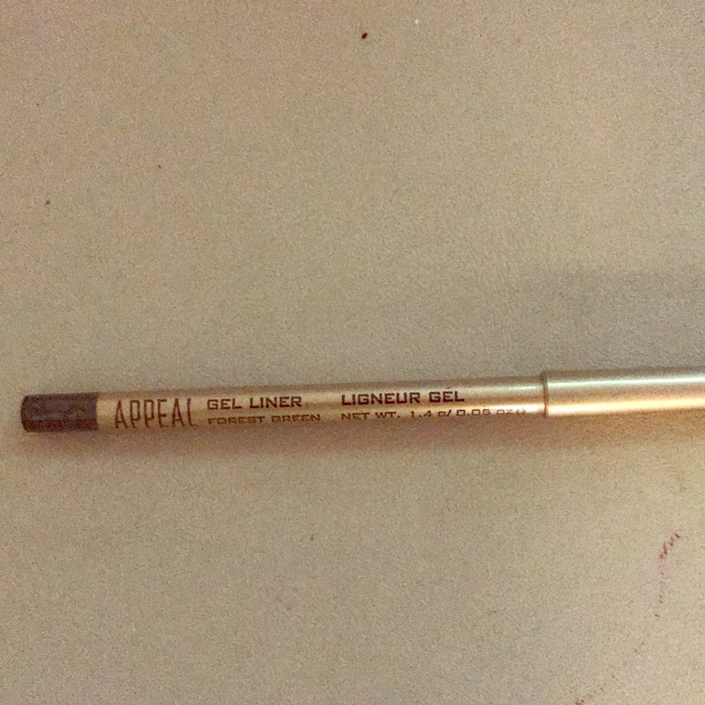 Forest green gel liner by Appeal